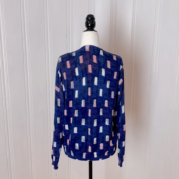 Unique 2 in 1 reversible cardigan - Picture 3 of 7